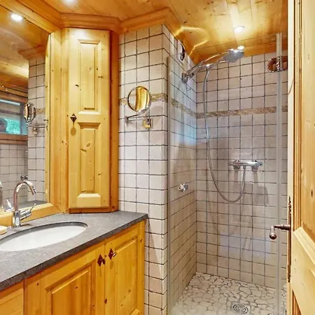 Chalet La Grande Ourse Meribel - 150M2 Apartment Almost Ski-In Ski-Out Exterior photo