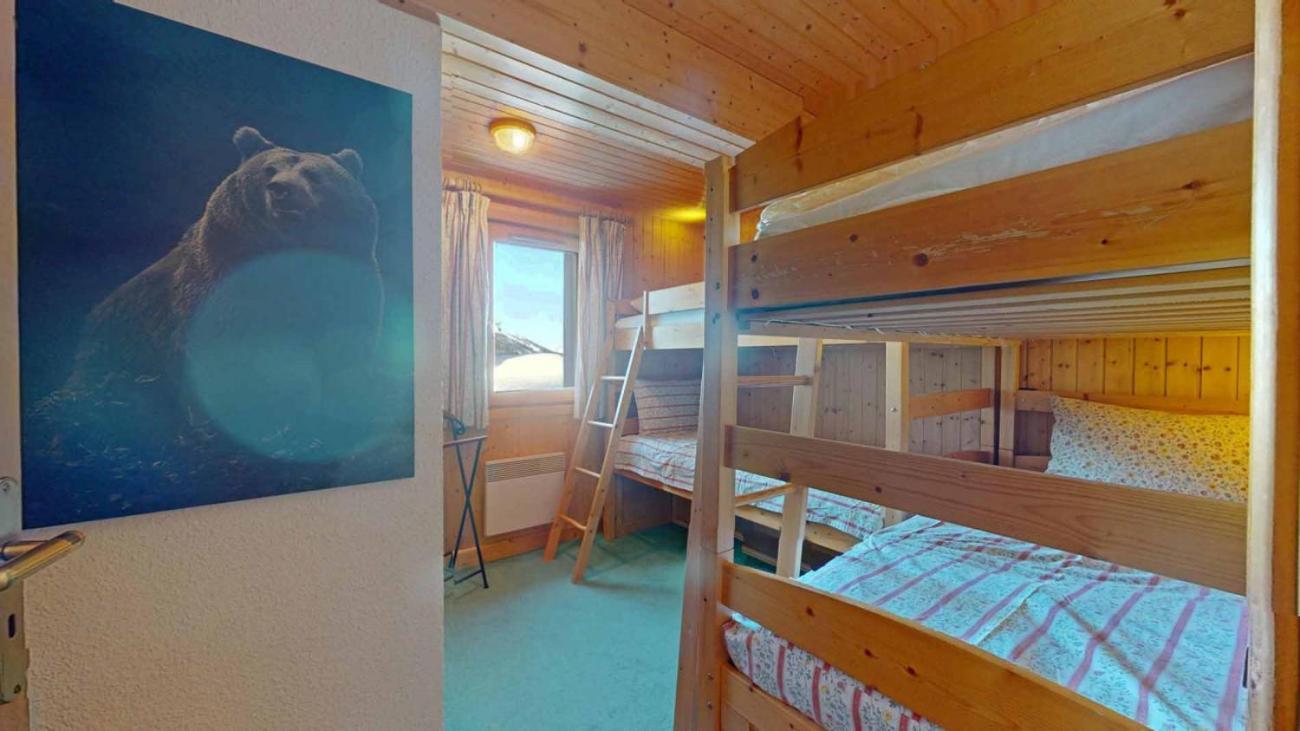 La Grande Ourse - 150m2 Almost Ski-in Ski-out Apartment