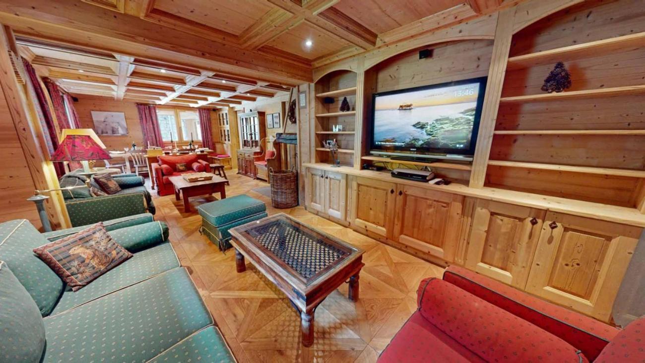 La Grande Ourse - 150m2 Almost Ski-in Ski-out Apartment *