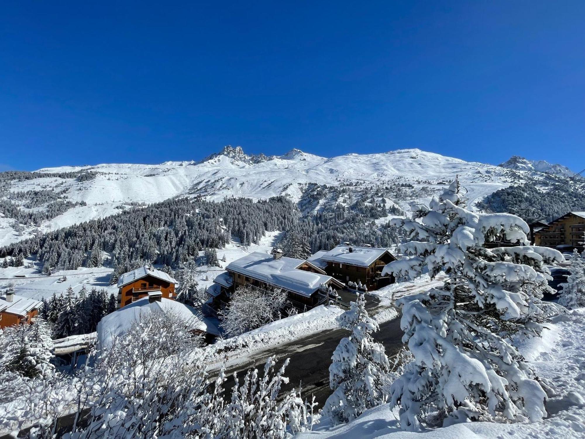 La Grande Ourse - 150m2 Almost Ski-in Ski-out Meribel
